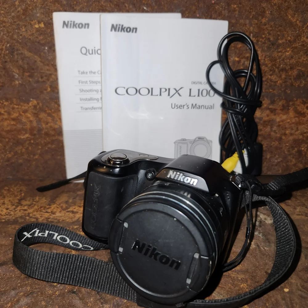 Nikon COOLPIX L100 Black Digital Camera with 15x Zoom